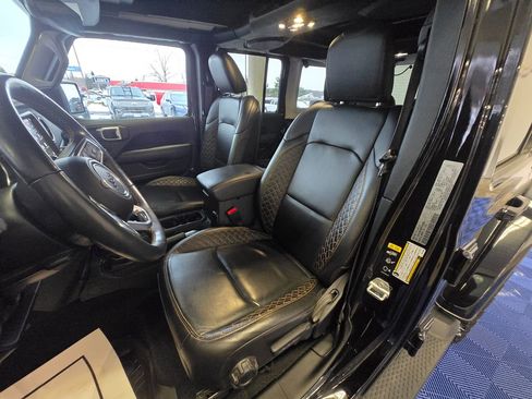 Used 2022 Jeep Wrangler Unlimited Sahara image 10