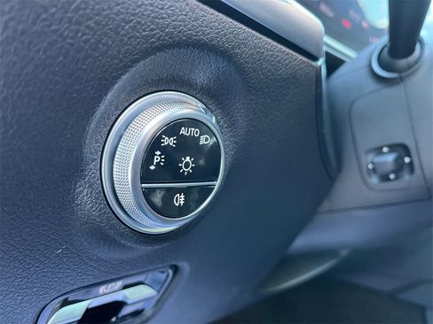 Used 2025 Mercedes-Benz C 300 4MATIC Sedan image 22