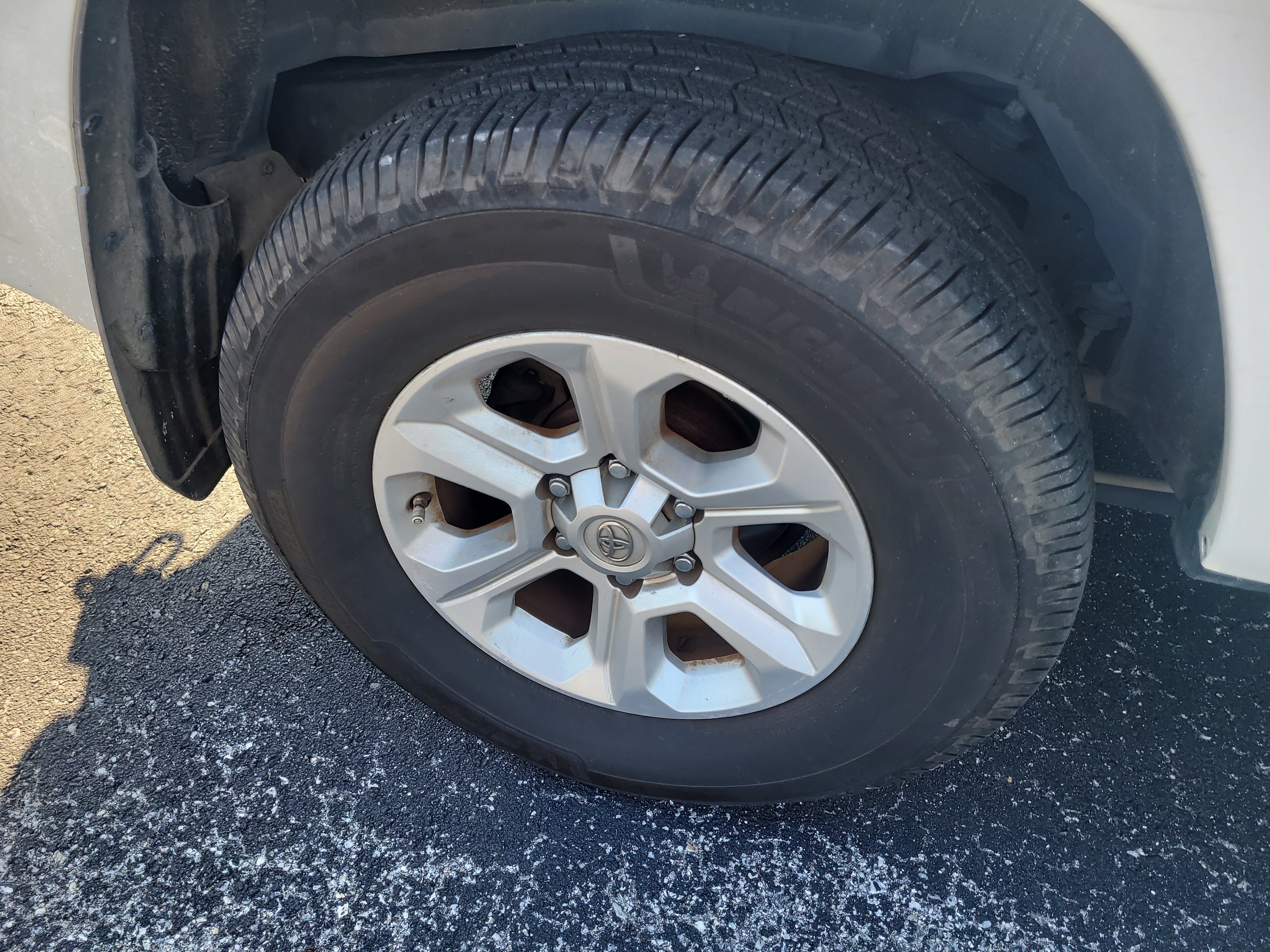 Used 2021 Toyota 4Runner SR5 RWD image 9