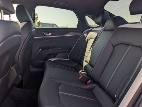 Used 2025 Kia K5 GT-Line w/ GT-Line Premium Package FWD image 12