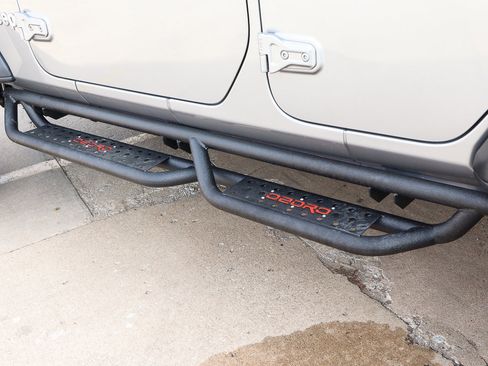 Used 2020 Jeep Wrangler Unlimited Sport S image 17