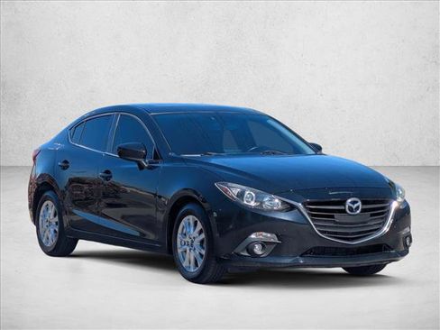 Used 2016 MAZDA MAZDA3 i Grand Touring image 3
