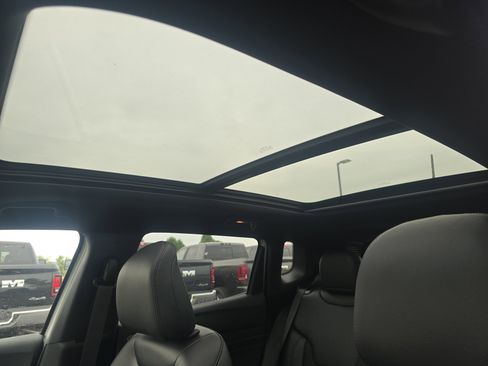 New 2025 Jeep Compass Latitude w/ Sun & Sound Group image 2