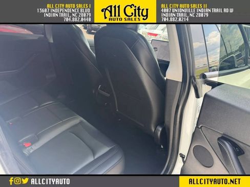 Used 2021 Tesla Model Y Long Range AWD/4WD image 16