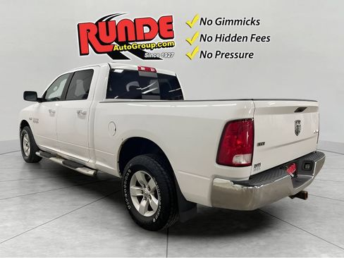 Used 2017 RAM 1500 Classic SLT AWD/4WD image 3
