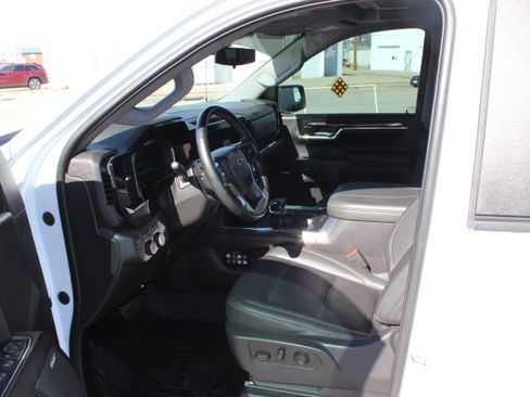 Used 2023 Chevrolet Silverado 1500 RST w/ Convenience Package II image 20
