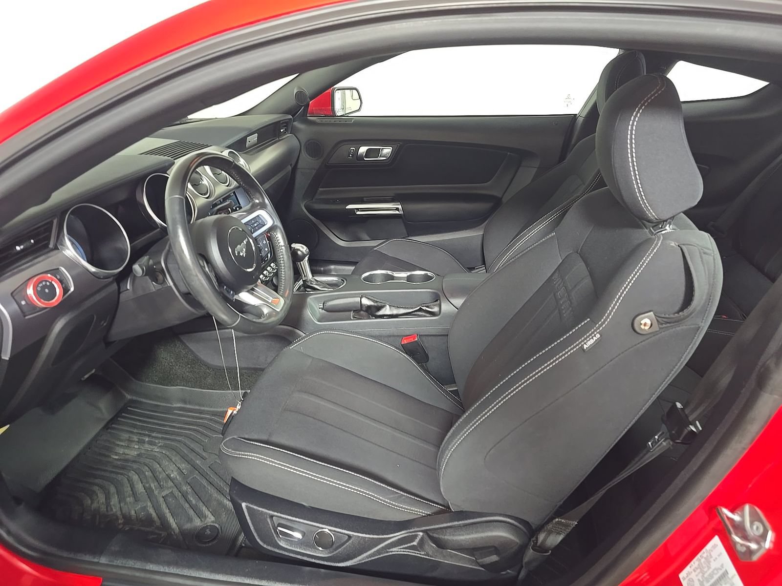Used 2019 Ford Mustang GT w/ Equipment Group 301A RWD image 10