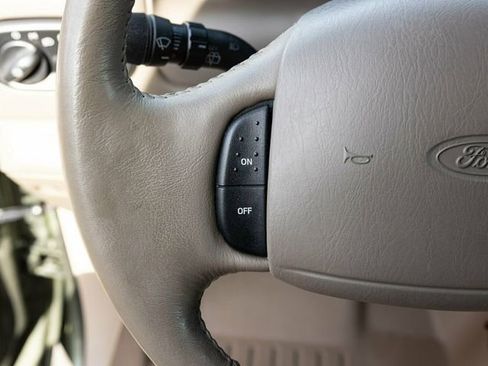 Used 2001 Ford Excursion Limited image 37