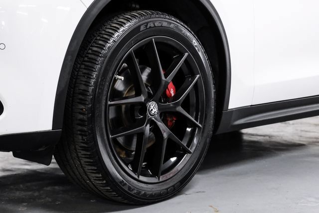 Used 2019 Alfa Romeo Stelvio w/ Nero Edizione RWD image 69