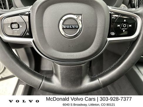 Certified 2025 Volvo XC60 B5 Plus AWD/4WD image 14