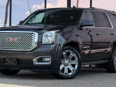 Used 2016 GMC Yukon Denali w/ Open Road Package AWD/4WD image 2
