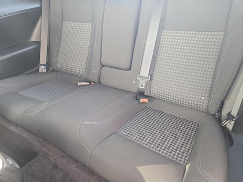 Used 2017 Dodge Challenger R/T image 29