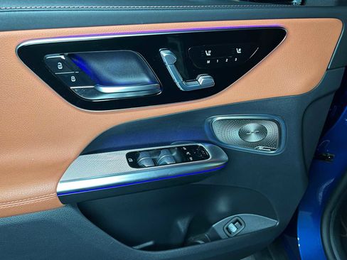 Used 2023 Mercedes-Benz GLC 300 4MATIC image 22