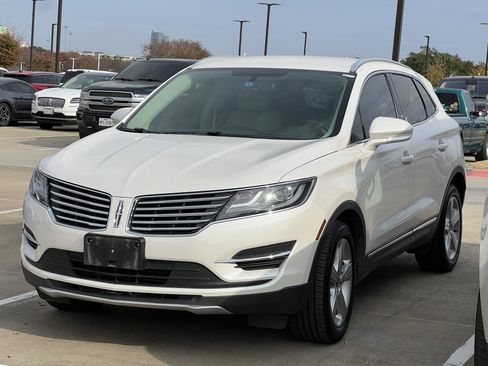 Used 2018 Lincoln MKC Premiere image 14