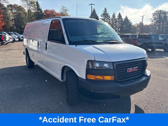 Used 2023 GMC Savana 3500 Extended w/ Driver Convenience Package RWD image 2