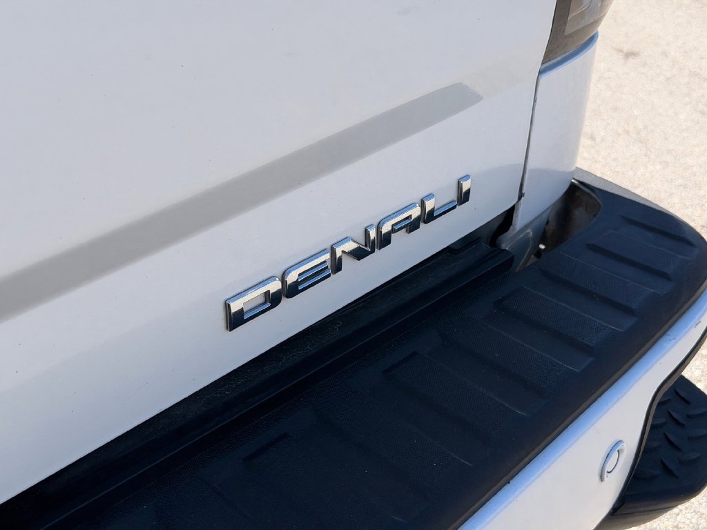 Used 2018 GMC Sierra 1500 Denali RWD image 13