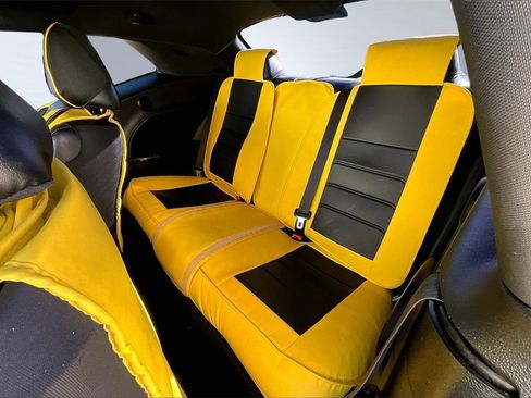 Used 2016 Dodge Challenger R/T Scat Pack w/ Leather Interior Group image 27