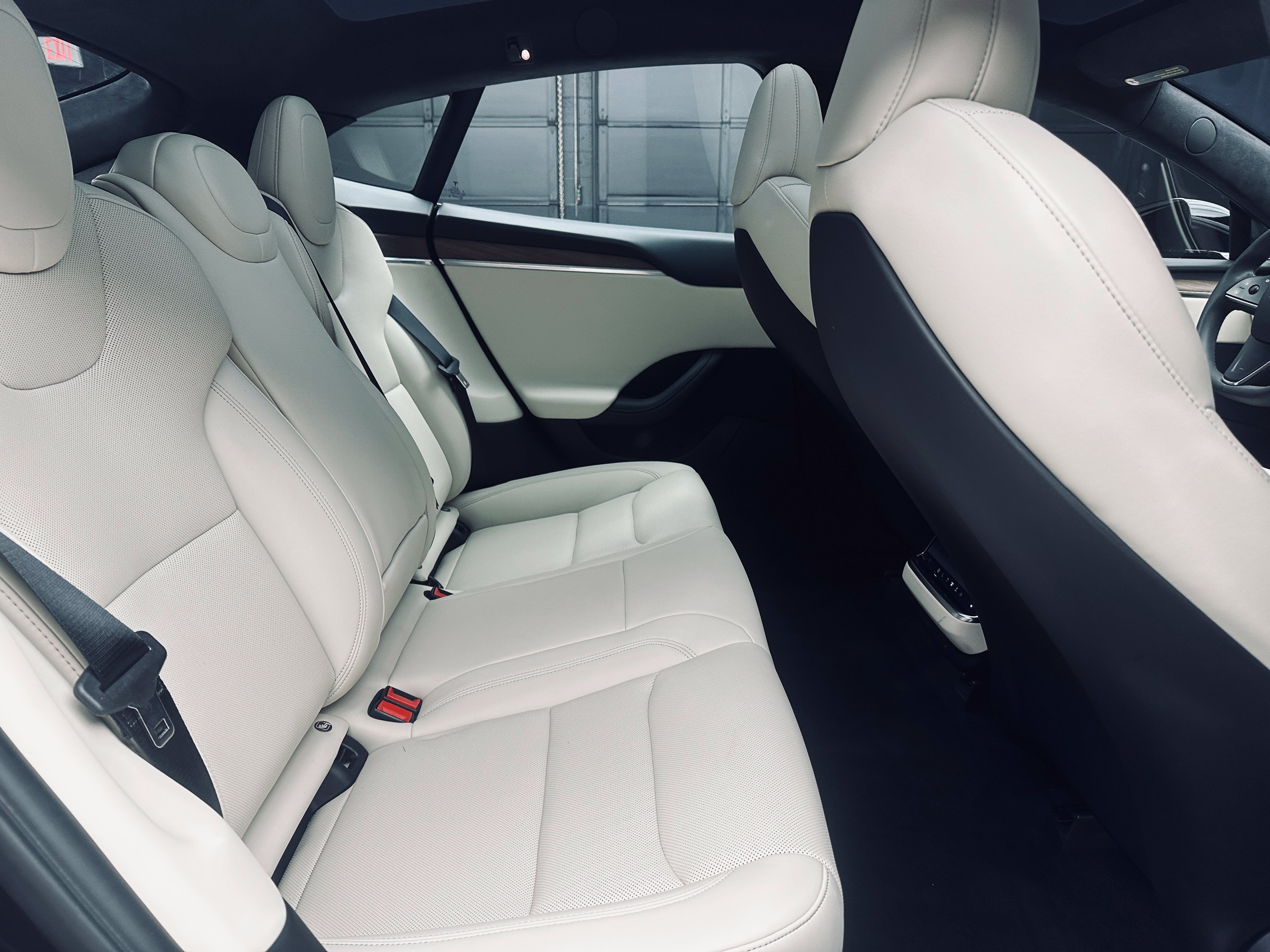 Used 2024 Tesla Model S AWD/4WD image 19