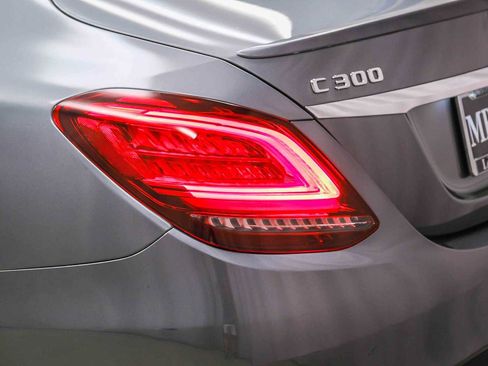 Used 2021 Mercedes-Benz C 300 Sedan image 7