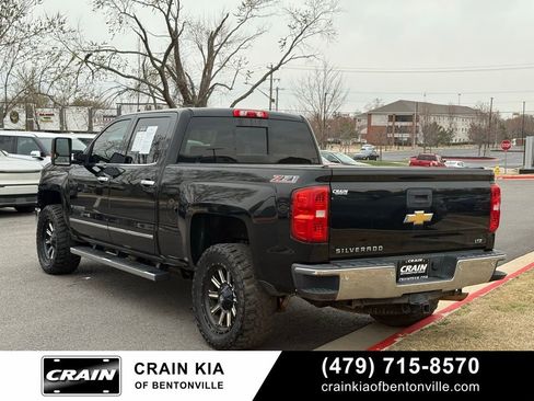 Used 2015 Chevrolet Silverado 1500 LTZ Z71 w/ LTZ Plus Package image 7