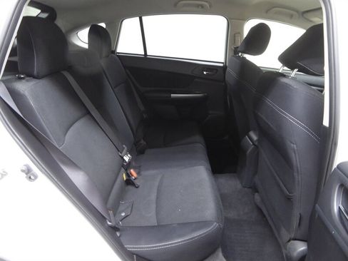 Used 2015 Subaru Crosstrek 2.0i Premium image 30