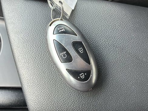 Certified 2025 Hyundai Elantra Sport FWD image 32