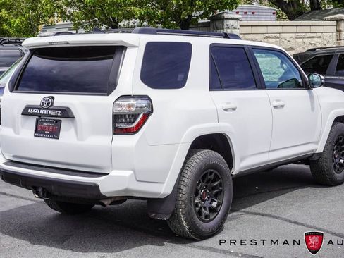 Used 2020 Toyota 4Runner TRD Off-Road Premium image 17