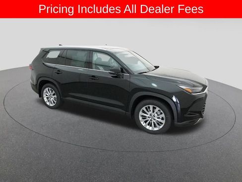New 2026 Toyota Grand Highlander AWD image 12