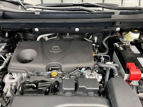 New 2025 Toyota RAV4 XLE image 18