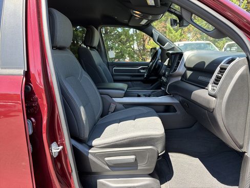 Used 2021 RAM 1500 Big Horn AWD/4WD image 32