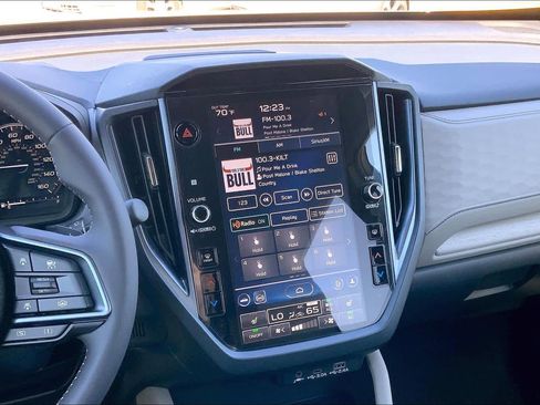 Used 2025 Subaru Forester Limited image 7