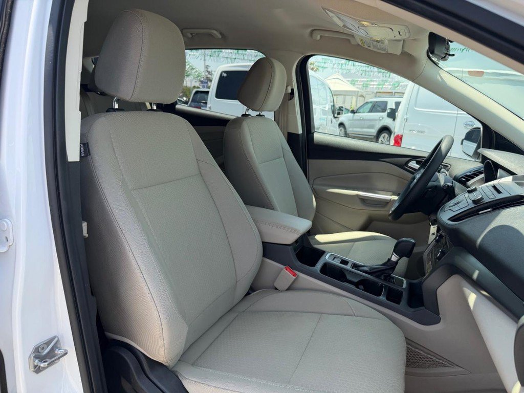Used 2017 Ford Escape SE AWD/4WD image 22