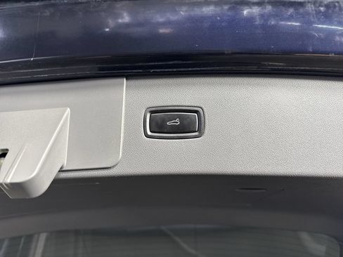 Used 2019 Porsche Cayenne AWD/4WD image 33