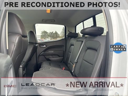 Used 2022 GMC Canyon AT4 w/ Trailering Package image 15