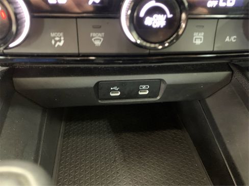 Used 2024 Honda Accord Sport image 34