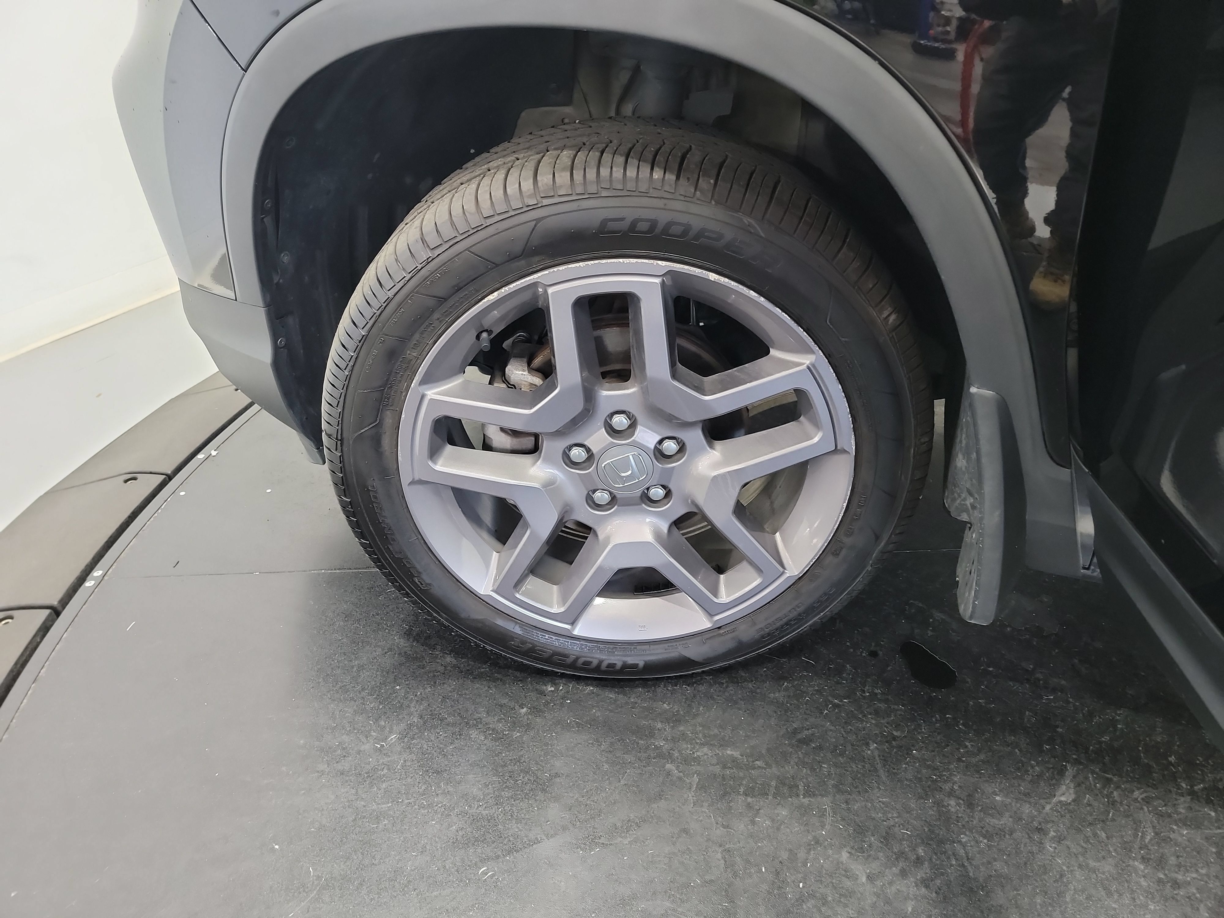 Certified 2023 Honda Passport EX-L image 30