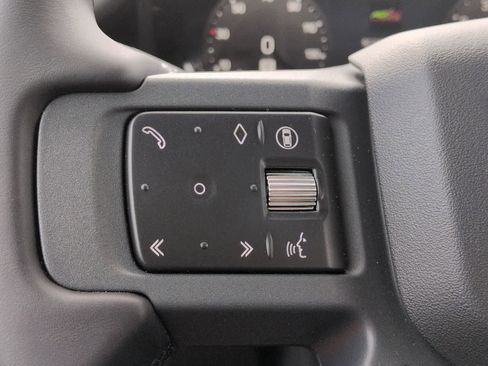 New 2026 Land Rover Defender 130 X-Dynamic SE AWD/4WD image 25