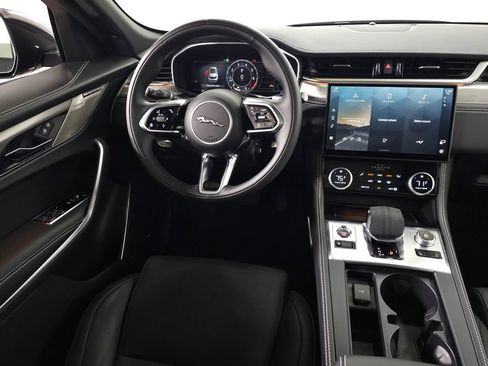 Used 2025 Jaguar F-PACE R-Dynamic S AWD/4WD image 20