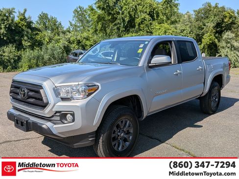 Certified 2023 Toyota Tacoma SR5 AWD/4WD image 7