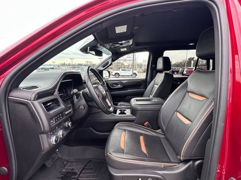Certified 2023 GMC Yukon AT4 w/ AT4 Premium Package AWD/4WD image 19