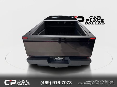 Used 2025 Tesla Cybertruck 2WD Crew Cab image 19