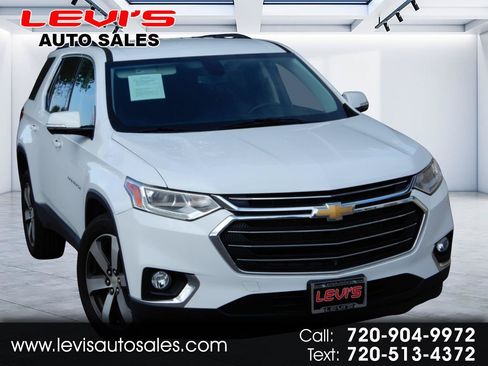 Used 2020 Chevrolet Traverse LT w/ LT Premium Package AWD/4WD image 1