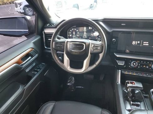 Used 2023 GMC Sierra 1500 Denali w/ Technology Package AWD/4WD image 13