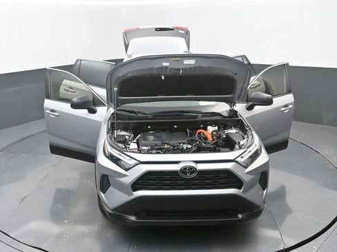 Used 2025 Toyota RAV4 LE image 34