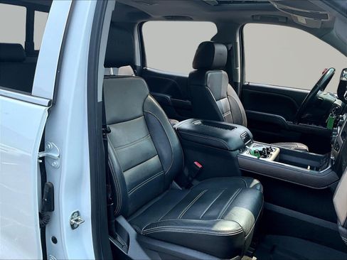 Used 2018 GMC Sierra 1500 Denali w/ Denali Ultimate Package AWD/4WD image 30