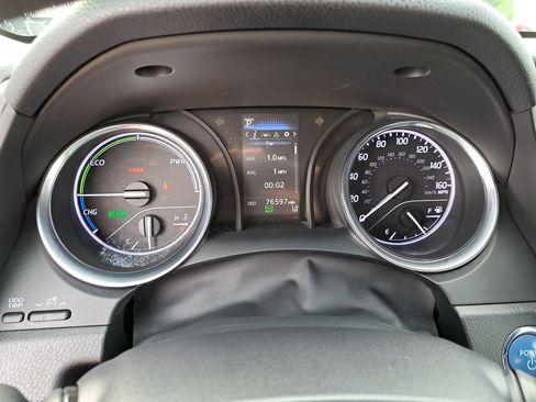 Certified 2019 Toyota Camry LE image 19