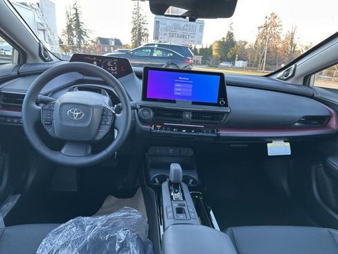 New 2026 Toyota Prius Plug-In Hybrid image 12