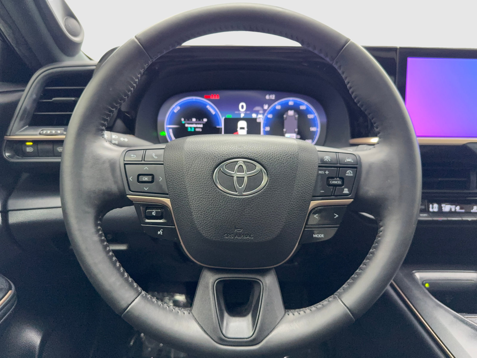 Used 2023 Toyota Crown AWD/4WD image 19