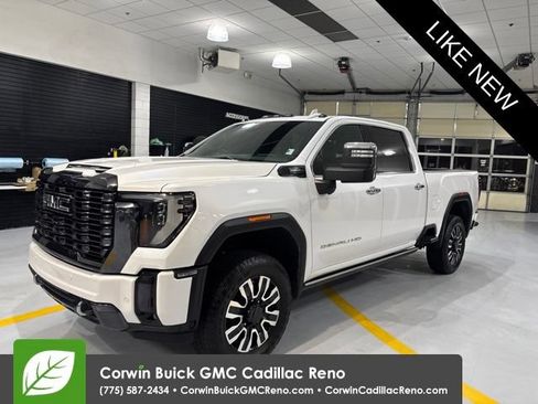 Used 2024 GMC Sierra 3500 Denali Ultimate AWD/4WD image 1