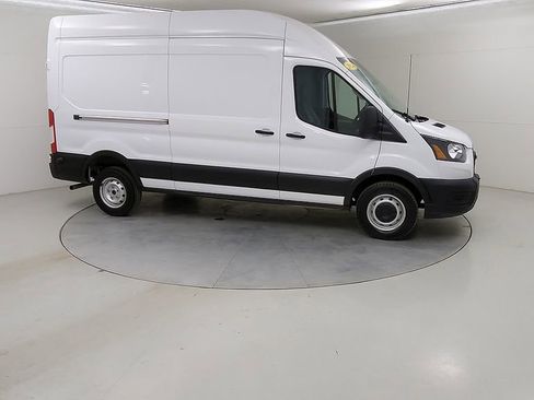 Certified 2024 Ford Transit 250 148 High Roof RWD image 11